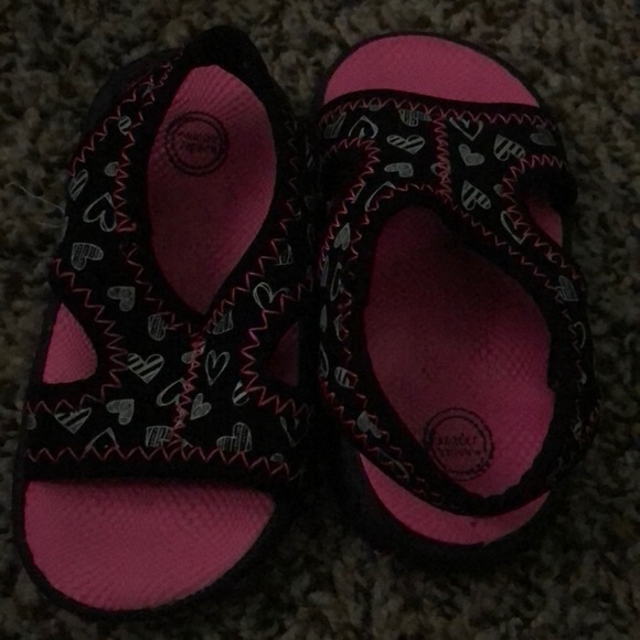 Sandals - Picture 1 of 4